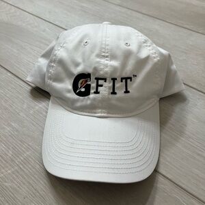 Nike Gfit hat